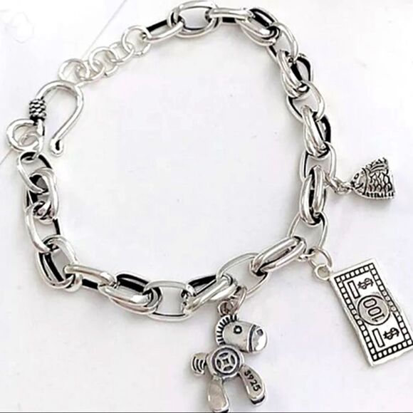 NWT Silver  Bracelet  - Picture 1 of 3